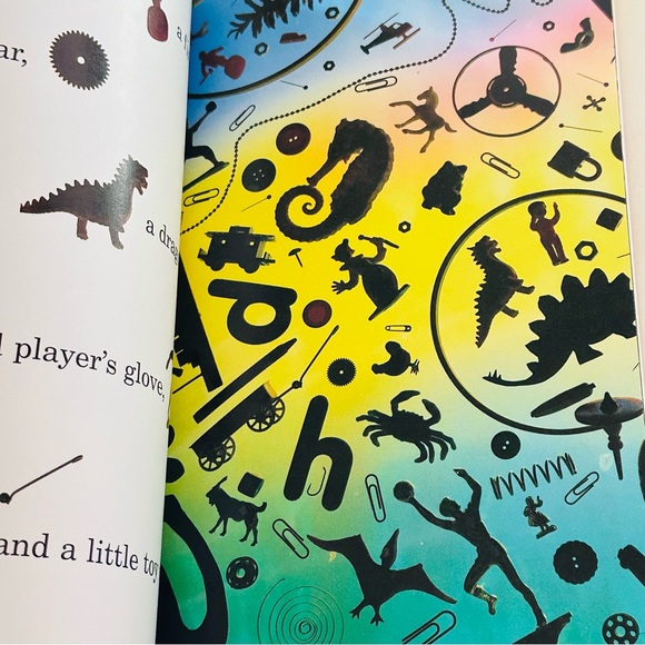 Level 1 Reader I Spy An Egg in a Nest Paperback Book - Picture 4 of 8